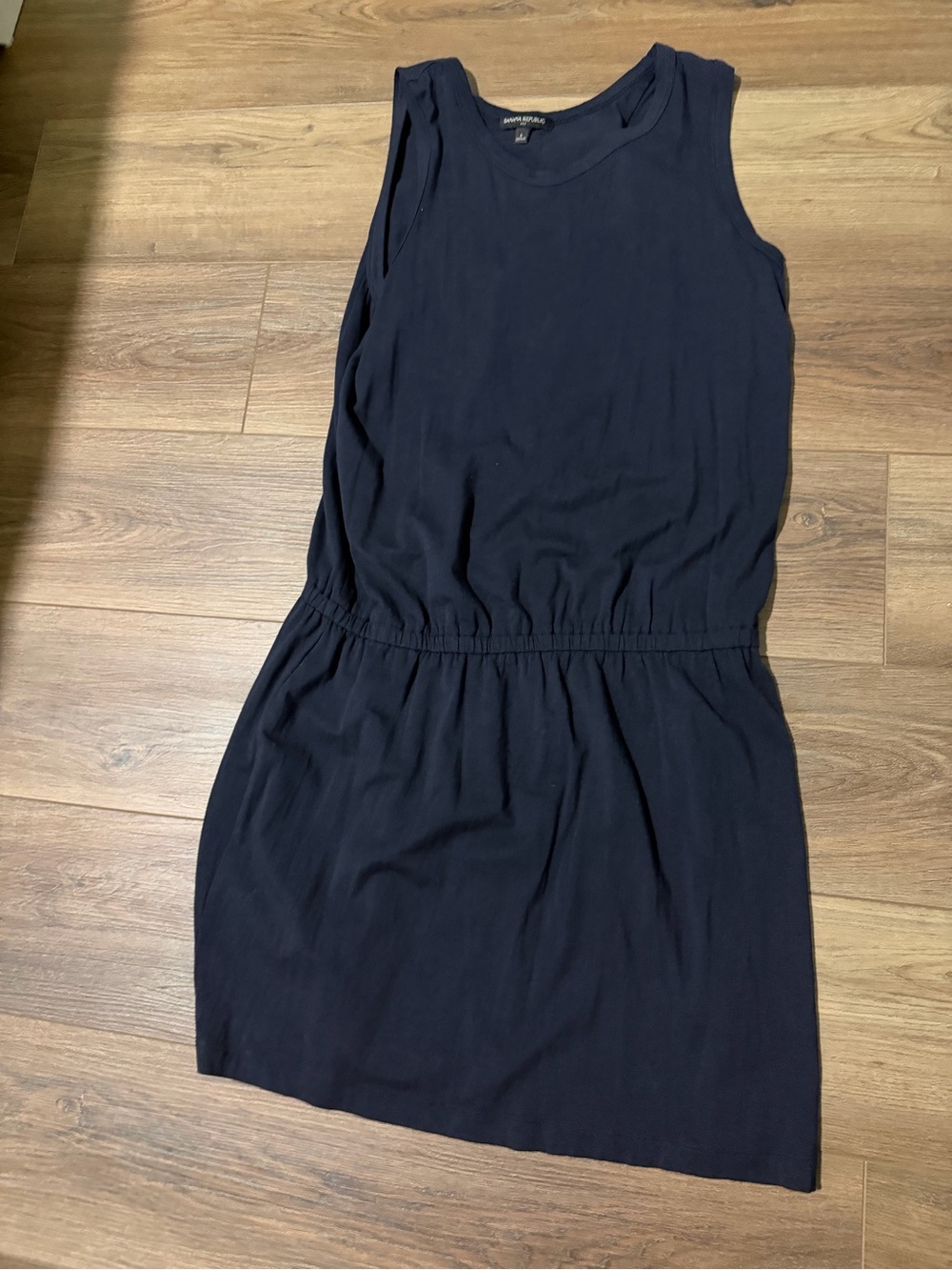 Classic Navy Sleeveless Casual Dress